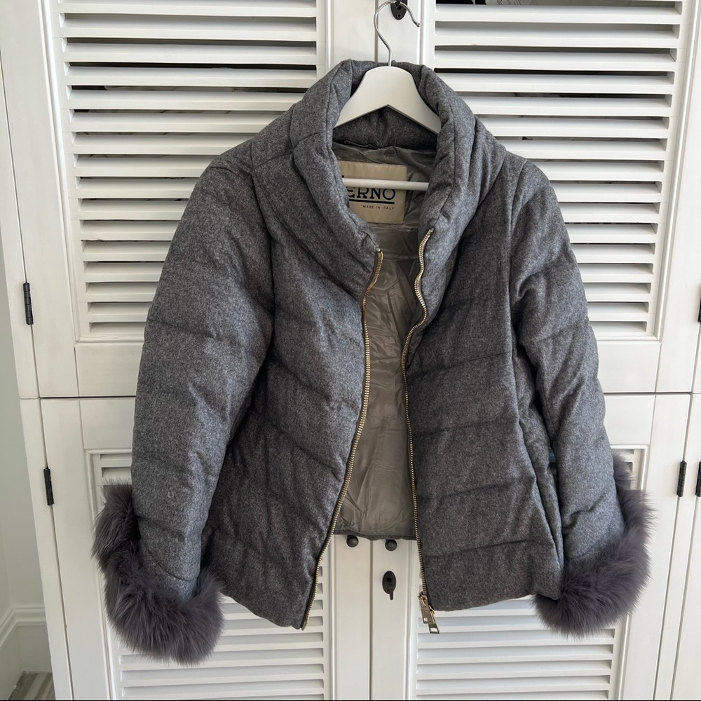 Herno dark grey wool puffer with fur sleeves – size S